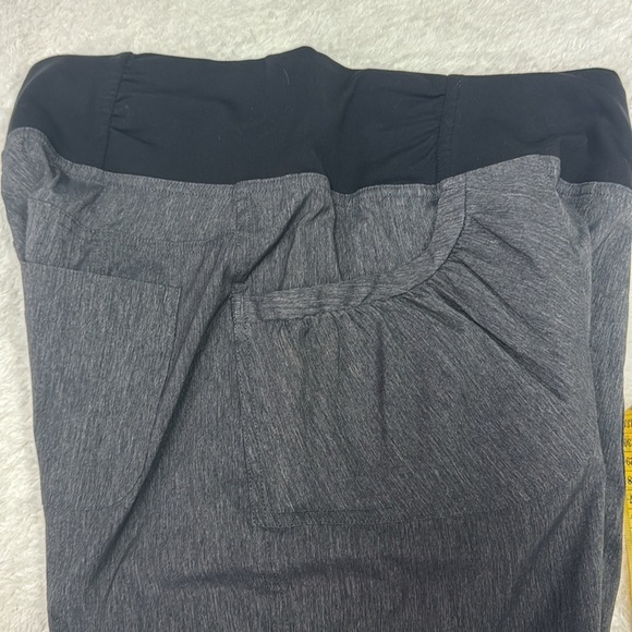Prana hiking Charcoal cropped Leggings with Black Waistband - Picture 7 of 9